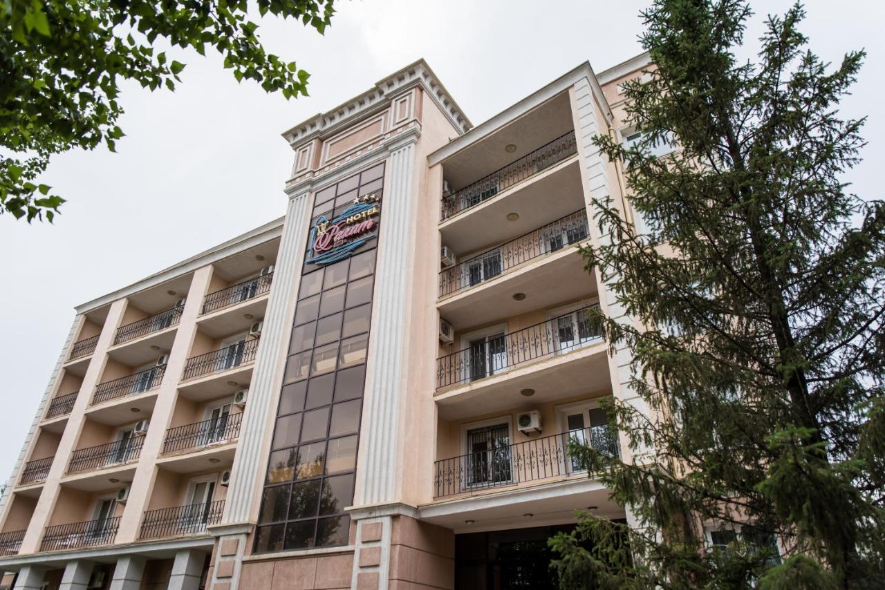 Rakhat Hotel Oral Esterno foto